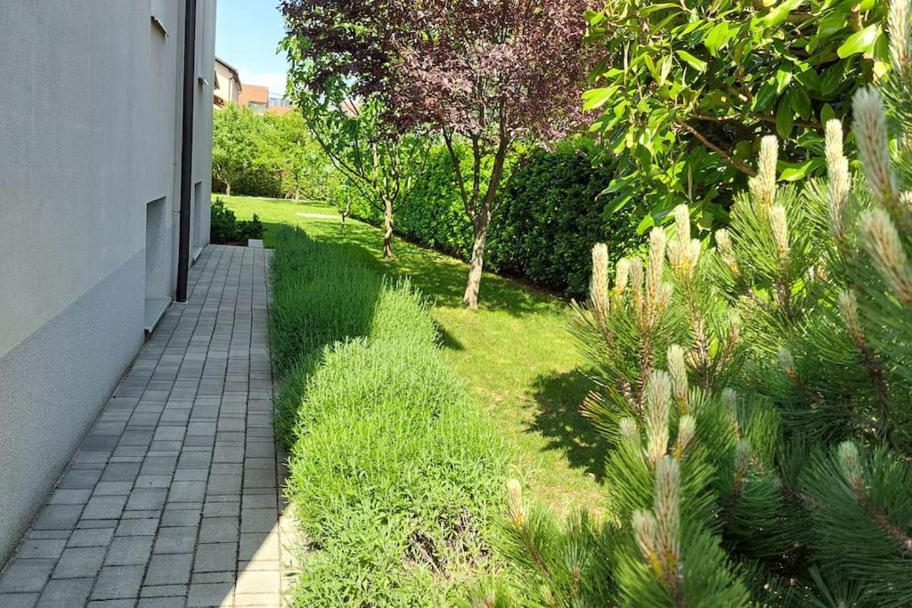 City Lodge Pine, Free Parking Lubiana Esterno foto