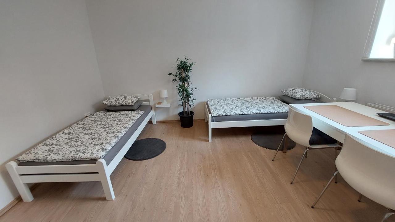 City Lodge Pine, Free Parking Lubiana Esterno foto