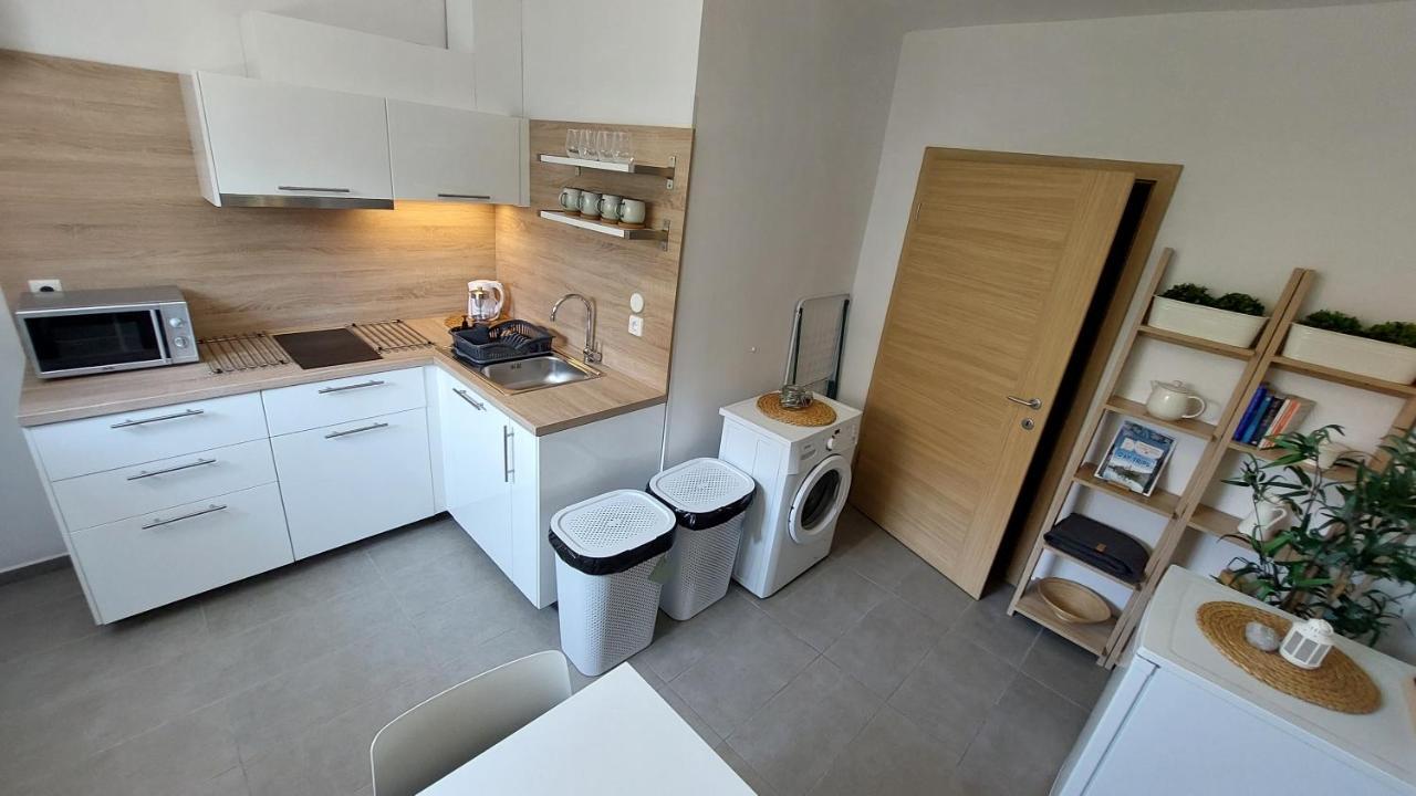 City Lodge Pine, Free Parking Lubiana Esterno foto